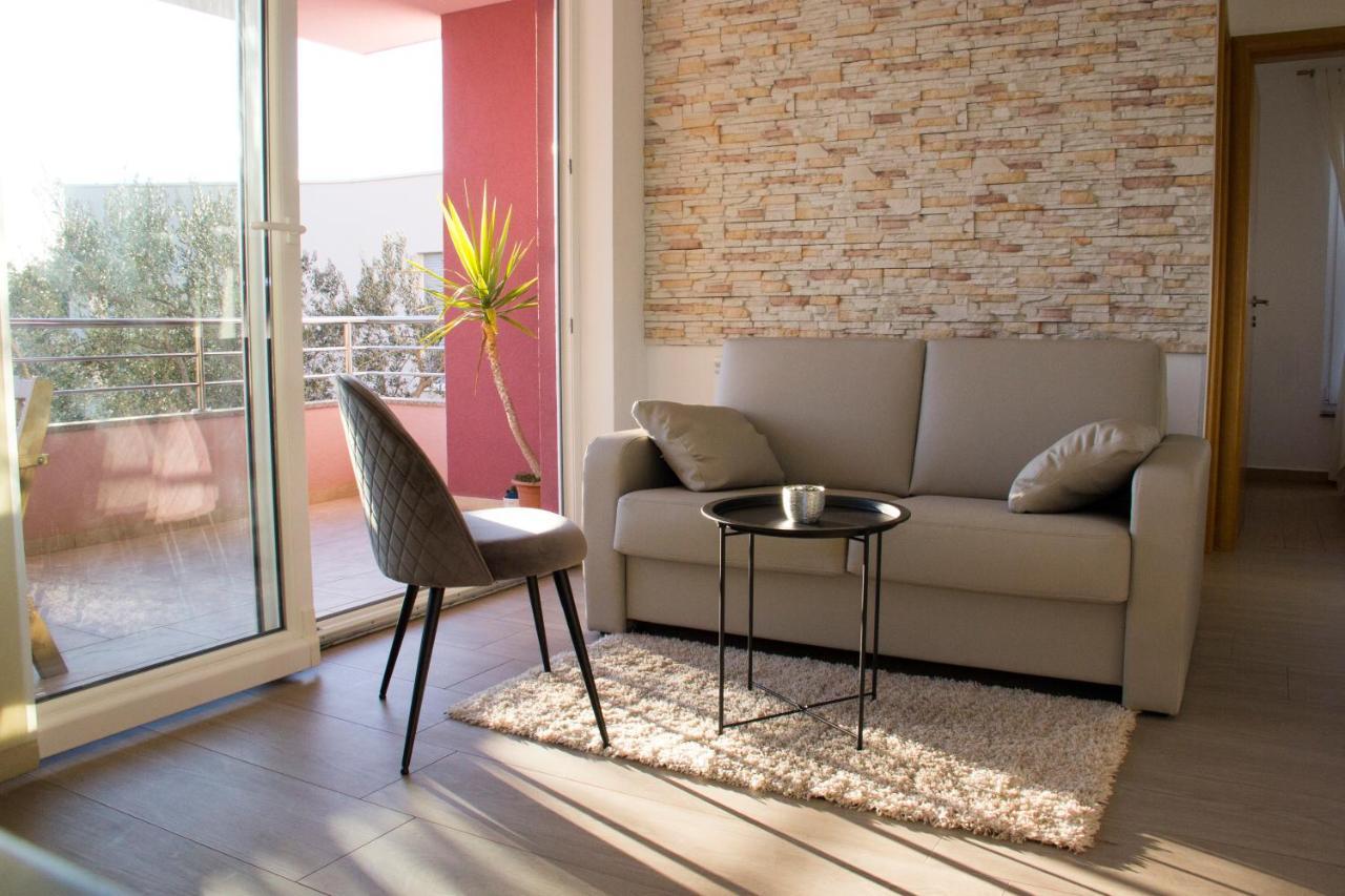 Apartments Karla 비빈제 외부 사진