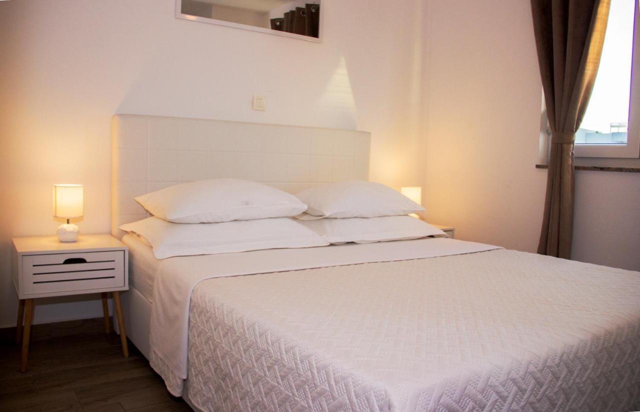 Apartments Karla 비빈제 외부 사진